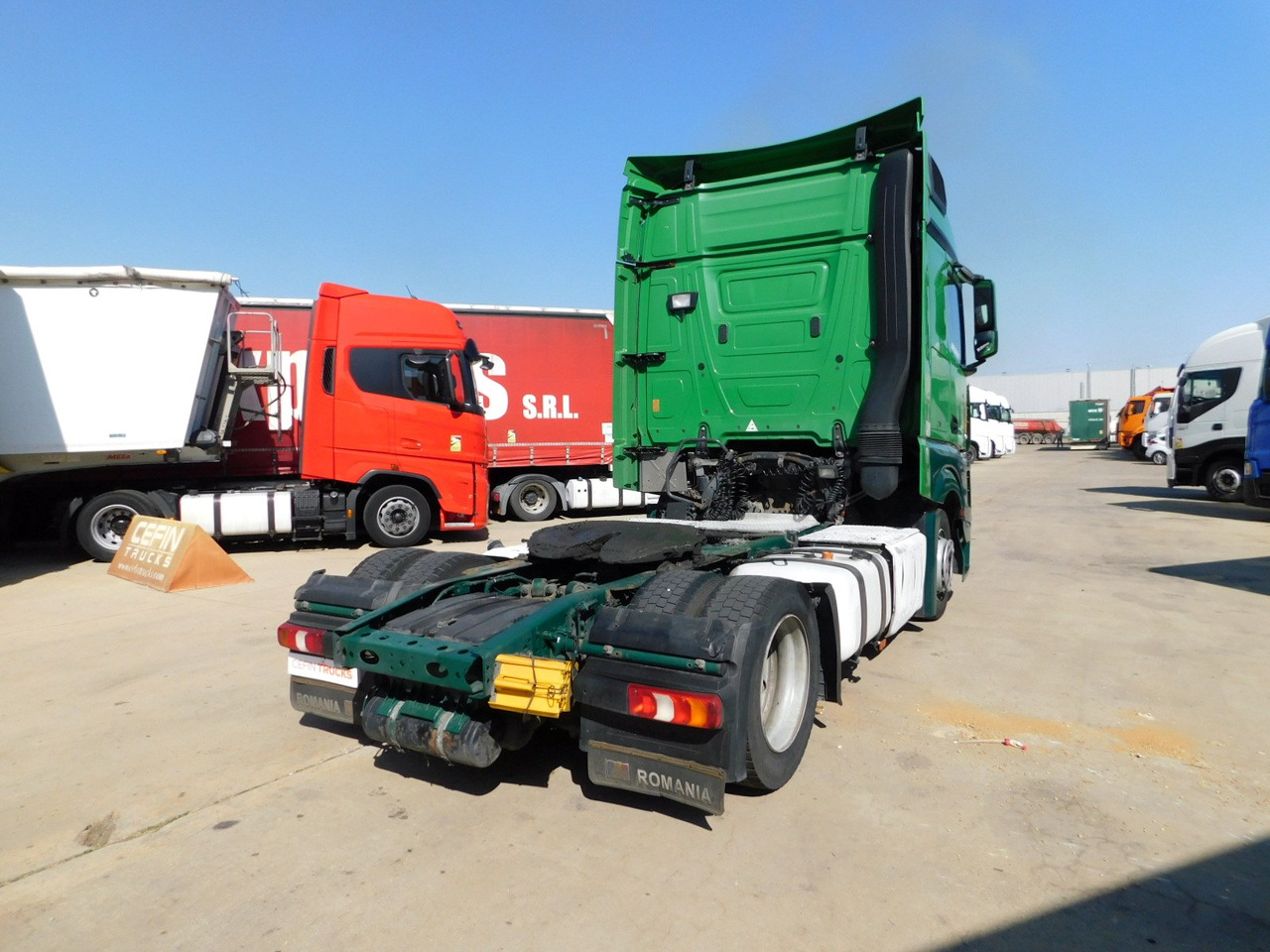 Mercedes Actros - شاحنة جرار: صور 3 Mercedes Actros - شاحنة جرار: صور 3