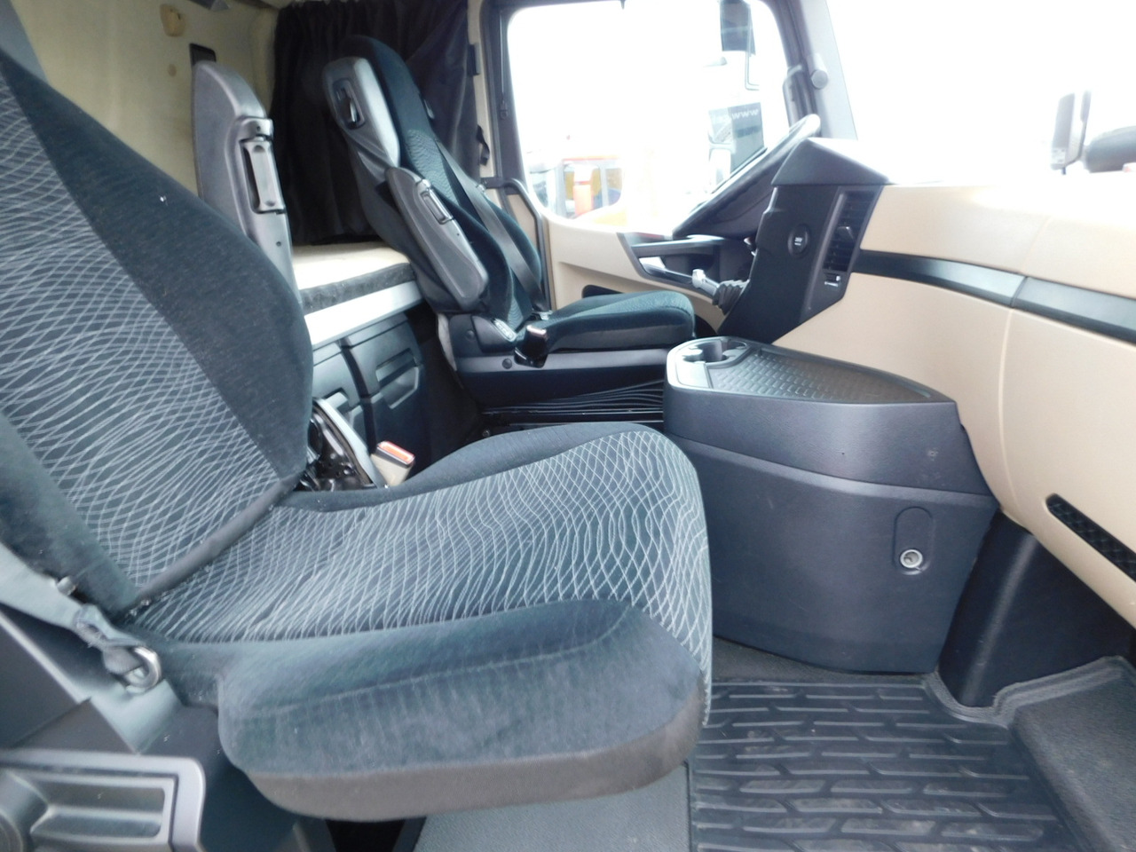 Mercedes Actros - شاحنة جرار: صور 5 Mercedes Actros - شاحنة جرار: صور 5