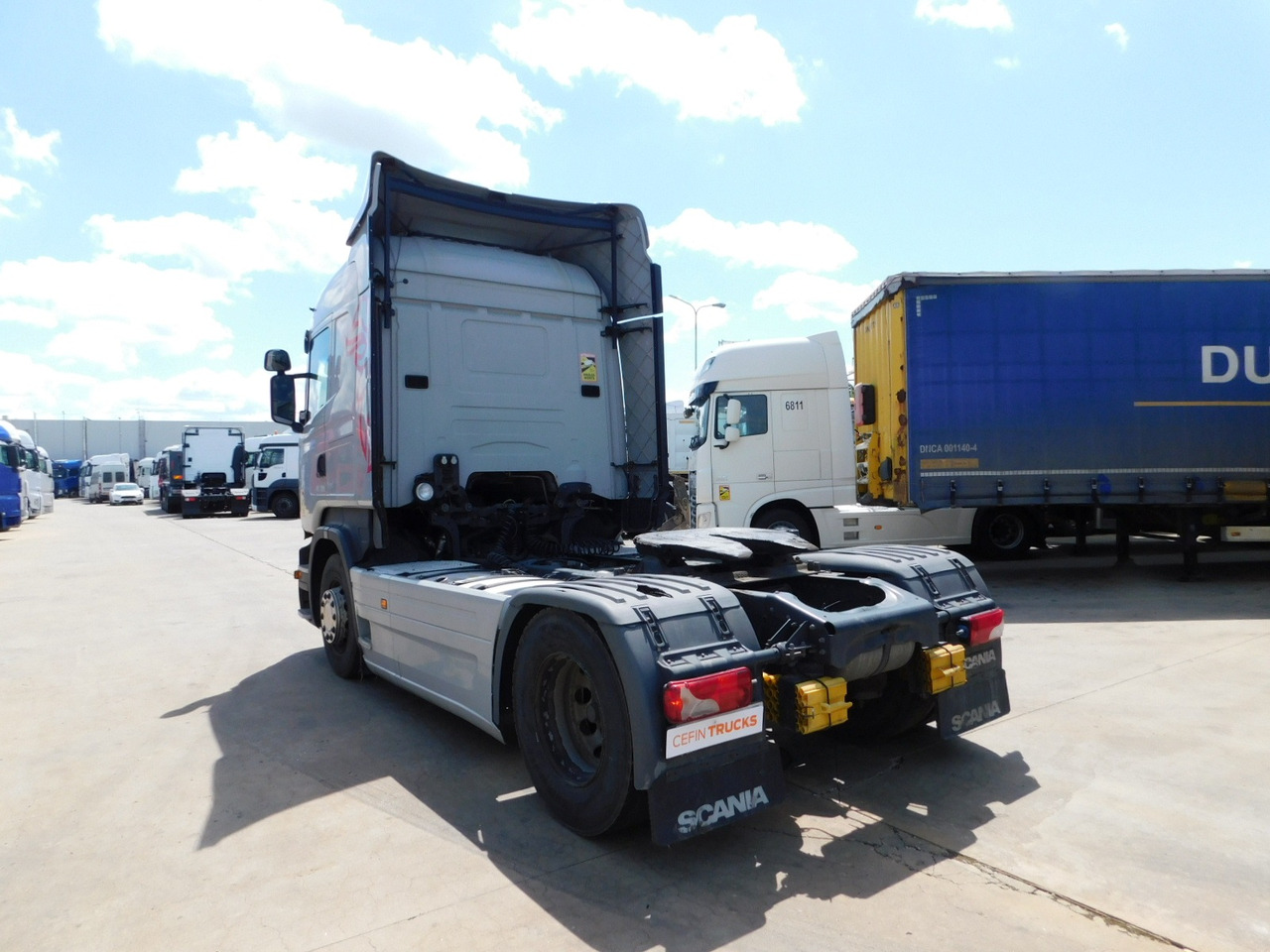 Scania R450 - شاحنة جرار: صور 4 Scania R450 - شاحنة جرار: صور 4