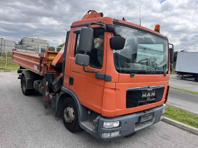 MAN TGL 12.220 4x2 BB Kipper Kran Euro5 AHK - قلابات, شاحنة كرين: صور 1 MAN TGL 12.220 4x2 BB Kipper Kran Euro5 AHK - قلابات, شاحنة كرين: صور 1