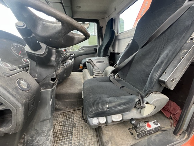 MAN TGL 12.220 4x2 BB Kipper Kran Euro5 AHK - قلابات, شاحنة كرين: صور 2 MAN TGL 12.220 4x2 BB Kipper Kran Euro5 AHK - قلابات, شاحنة كرين: صور 2