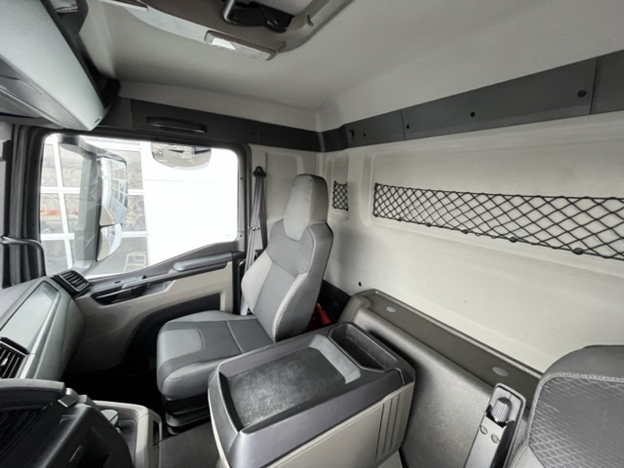 MAN TGS 26.360 6x2-4 LL Euro6 Klima AHK Luftfeder - الشاسيه شاحنة: صور 3 MAN TGS 26.360 6x2-4 LL Euro6 Klima AHK Luftfeder - الشاسيه شاحنة: صور 3