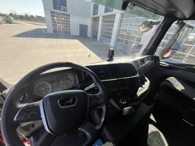 MAN TGX 26.470 6x2-4 LL - neu bereift Euro6 Intarder - شاحنات الحاويات / جسم علوي قابل للتغيير شاحنة: صور 4 MAN TGX 26.470 6x2-4 LL - neu bereift Euro6 Intarder - شاحنات الحاويات / جسم علوي قابل للتغيير شاحنة: صور 4