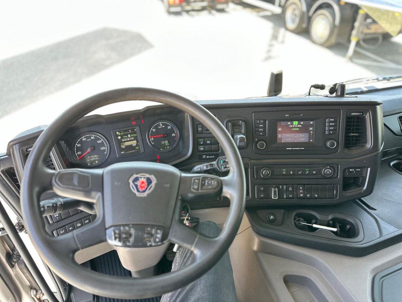Scania P 410 - شاحنة جرار: صور 5 Scania P 410 - شاحنة جرار: صور 5