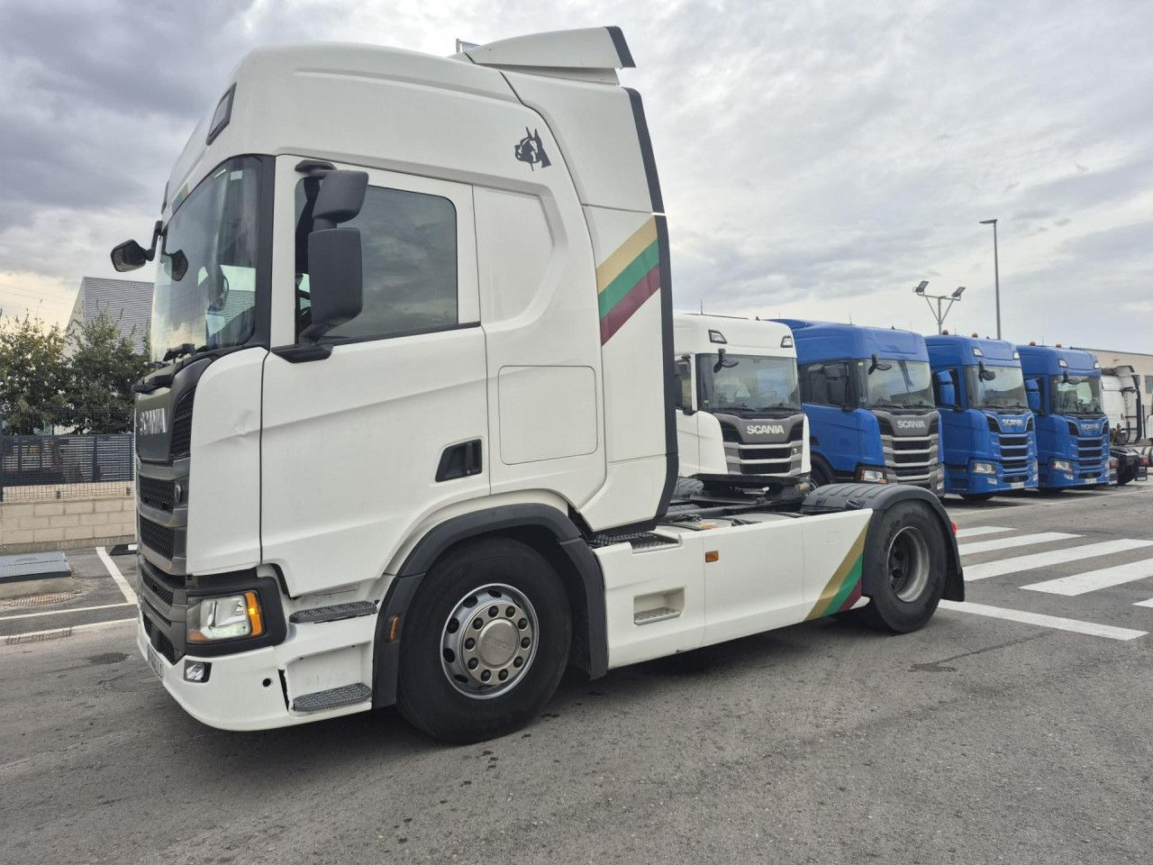 Scania R 450 - شاحنة جرار: صور 2 Scania R 450 - شاحنة جرار: صور 2