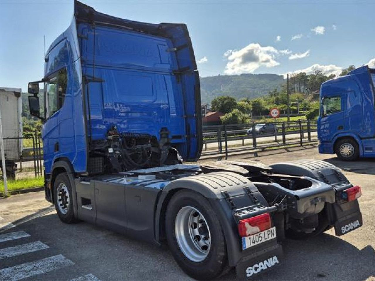 Scania R 450 - شاحنة جرار: صور 4 Scania R 450 - شاحنة جرار: صور 4
