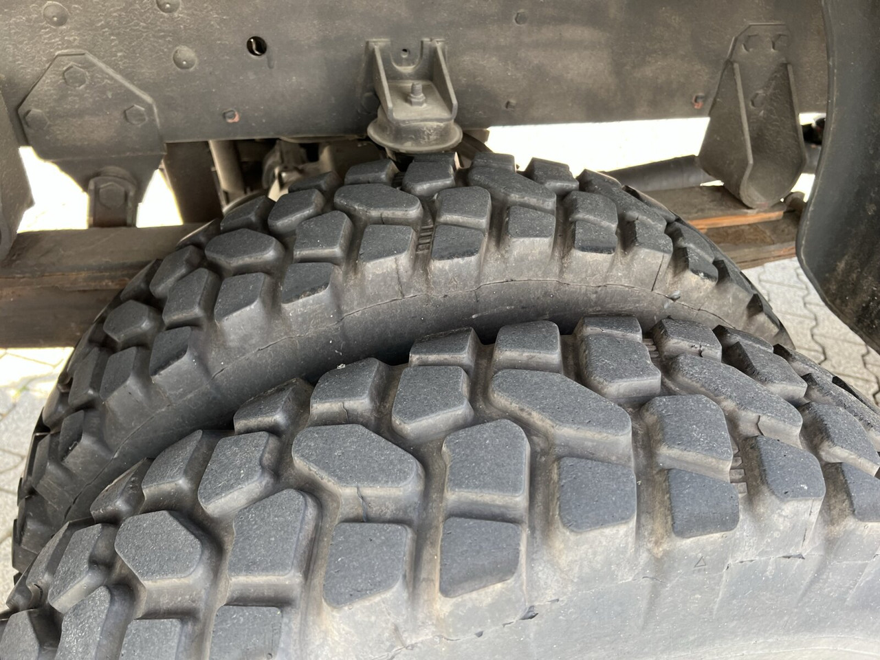 110-17 AW 4x4 110-17 AW 4x4, Ex-, Küche - شاحنة ستارة: صور 4 110-17 AW 4x4 110-17 AW 4x4, Ex-, Küche - شاحنة ستارة: صور 4