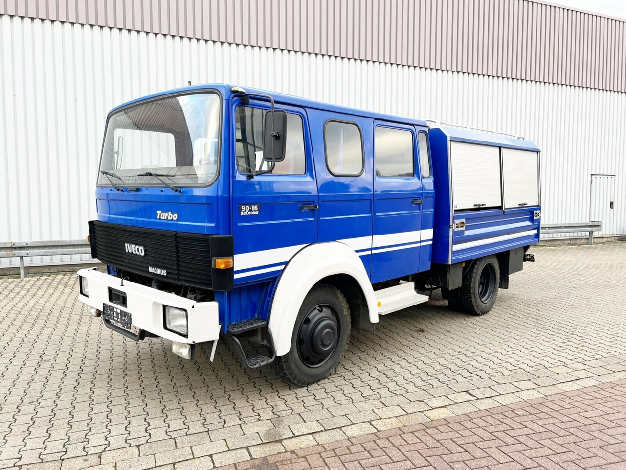 90-16 AW 4x4 Doka 90-16 AW 4x4 Doka, Mannschaftswagen - المطافئ: صور 1 90-16 AW 4x4 Doka 90-16 AW 4x4 Doka, Mannschaftswagen - المطافئ: صور 1