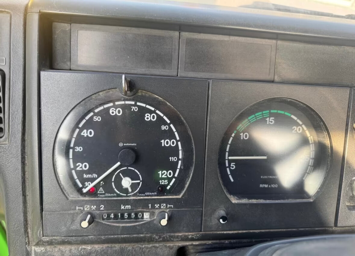 Euro Tech 410EH42 8x8 Euro Tech 410EH42 8x8, Abrollkipper - شاحنة ذات الخطاف: صور 2 Euro Tech 410EH42 8x8 Euro Tech 410EH42 8x8, Abrollkipper - شاحنة ذات الخطاف: صور 2