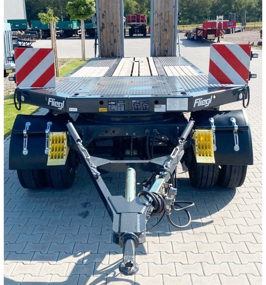 Fliegl DTS-S 300 DTS-S 300, verbreiterbar auf 3,05m - عربة مسطحة منخفضة مقطورة: صور 5 Fliegl DTS-S 300 DTS-S 300, verbreiterbar auf 3,05m - عربة مسطحة منخفضة مقطورة: صور 5