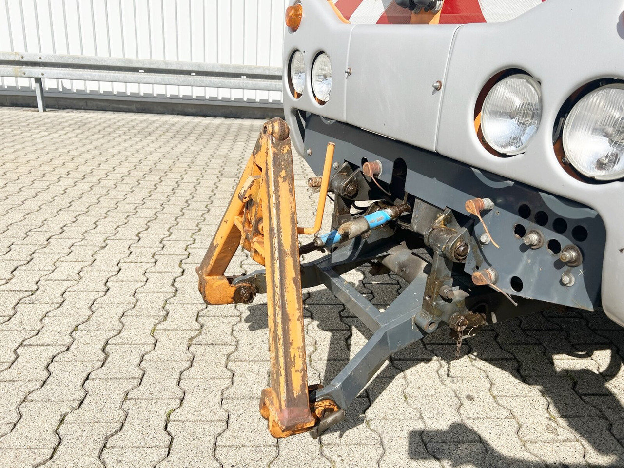 جرارات البلدية HY 1251 / 4x4 Bokimobil, Winterdienst, Kehr/Saugmaschine KIEFER HY 1251 / 4x4 Bokimobil, Winterdienst: صور 12