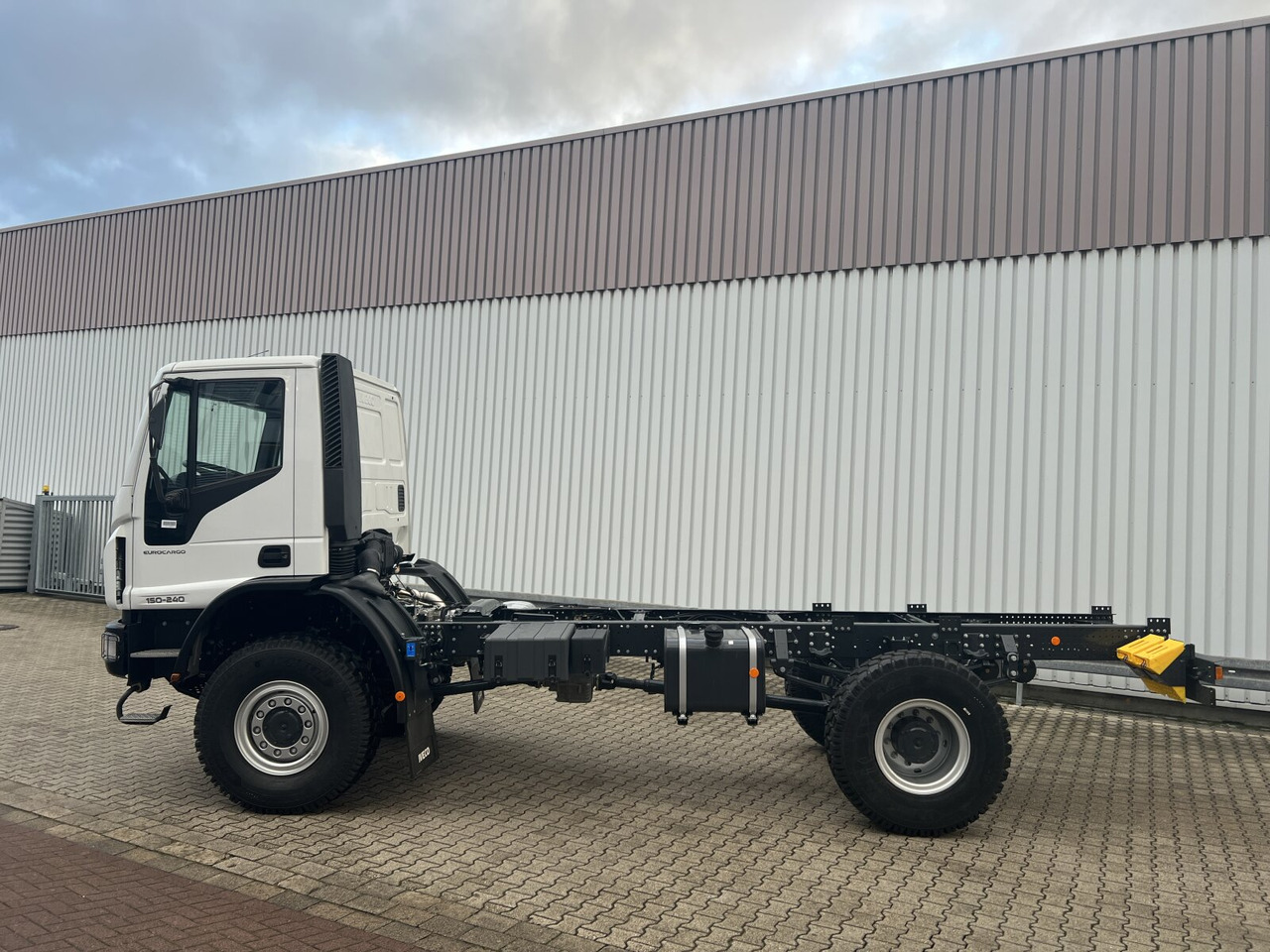 جديد الشاسيه شاحنة Iveco EuroCargo ML150E24 WS 4x4 EuroCargo ML150E24 WS 4x4, Euro3, mehrfach Vorhanden!: صور 13