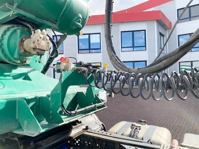 LIEBHERR Betonmischer ca. 10m³ LIEBHERR Betonmischer ca. 10m³, 6x Vorhanden! - نصف مقطورة خلاطة خرسانة: صور 2 LIEBHERR Betonmischer ca. 10m³ LIEBHERR Betonmischer ca. 10m³, 6x Vorhanden! - نصف مقطورة خلاطة خرسانة: صور 2
