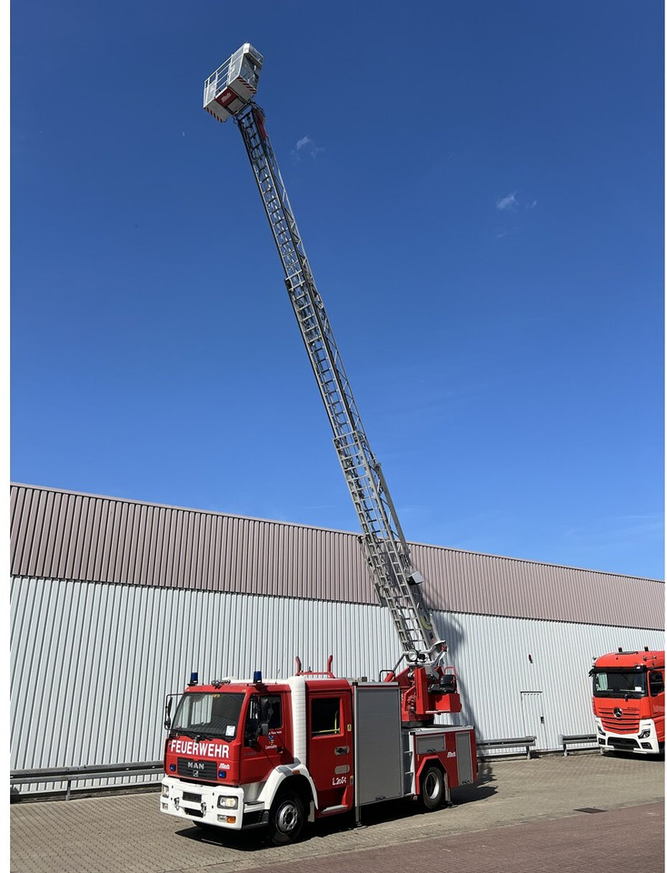 MAN LE 15.255 4x2 LLC Doka, Metz DLA-K 12/9 Drehleiter LE 15.255 4x2 LLC Doka, Metz DLA-K 12/9 Feuerwehr Drehleiter - سيارة إسعاف: صور 1 MAN LE 15.255 4x2 LLC Doka, Metz DLA-K 12/9 Drehleiter LE 15.255 4x2 LLC Doka, Metz DLA-K 12/9 Feuerwehr Drehleiter - سيارة إسعاف: صور 1