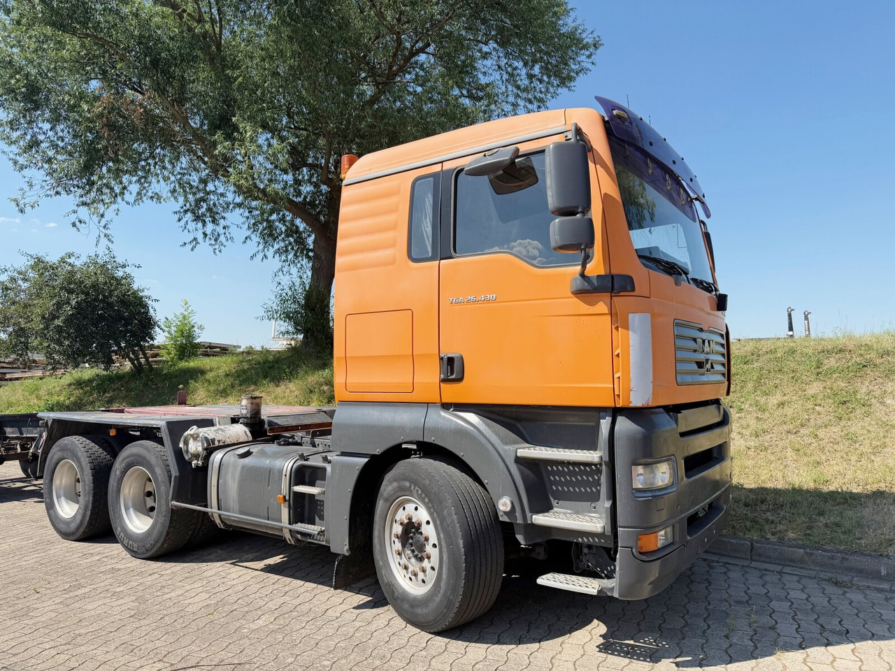 MAN TGA 26.430 6X4 BL TGA 26.430 6X4 BL - الشاسيه شاحنة: صور 1 MAN TGA 26.430 6X4 BL TGA 26.430 6X4 BL - الشاسيه شاحنة: صور 1