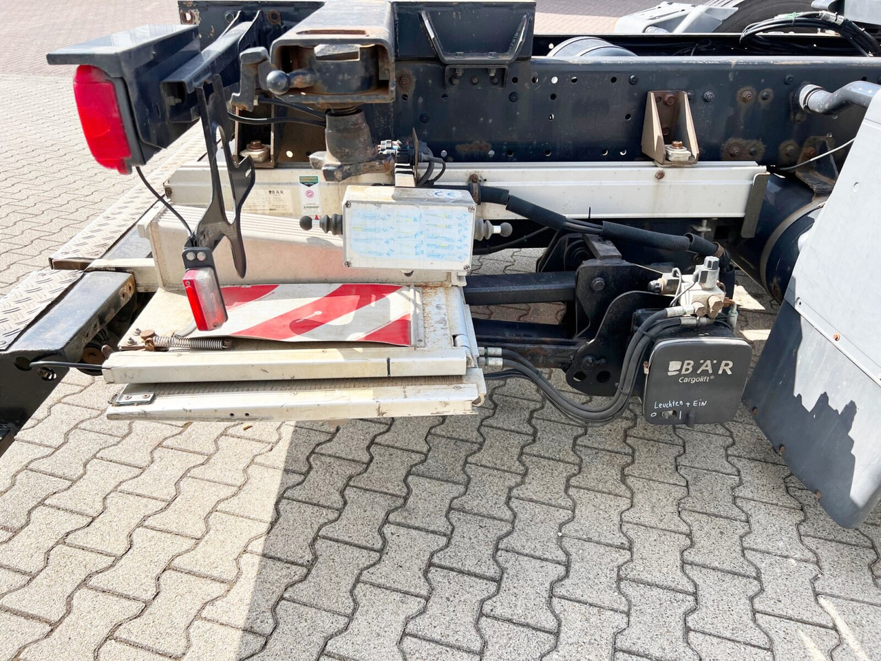 شاحنات الحاويات / جسم علوي قابل للتغيير شاحنة MAN TGA 26.440 6X2-2 LL TGA 26.440 6X2-2 LL, Intarder, Liftachse, LBW BÄR unterfaltbar: صور 10