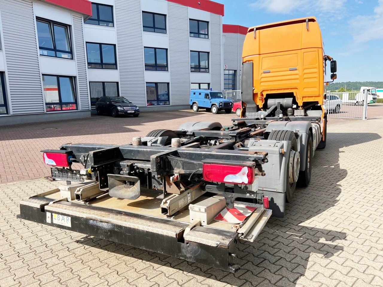 شاحنات الحاويات / جسم علوي قابل للتغيير شاحنة MAN TGA 26.440 6X2-2 LL TGA 26.440 6X2-2 LL, Intarder, Liftachse, LBW BÄR unterfaltbar: صور 9
