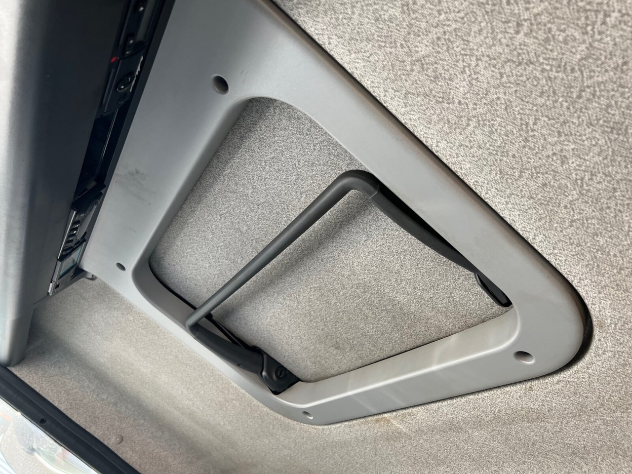 MAN TGL 12.220 4X2 BL mit Motorschaden TGL 12.220 4X2 BL mit Motorschaden, Tiefkühlkoffer, Thermoking, Rolltor, unterfaltbare MBB LBW - مبردة شاحنة: صور 2 MAN TGL 12.220 4X2 BL mit Motorschaden TGL 12.220 4X2 BL mit Motorschaden, Tiefkühlkoffer, Thermoking, Rolltor, unterfaltbare MBB LBW - مبردة شاحنة: صور 2