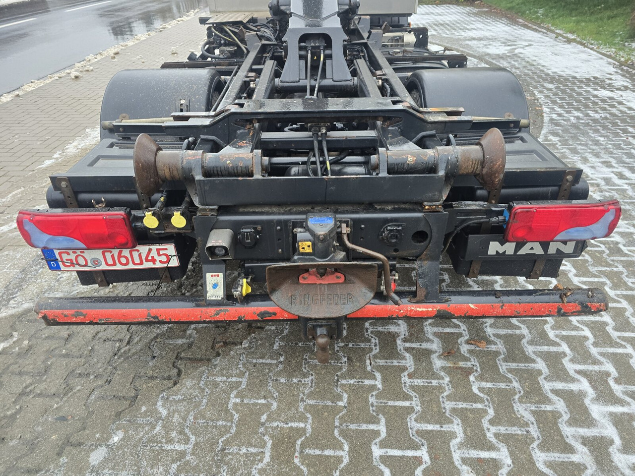 MAN TGL 12.250 BL/4x2 TGL 12.250 BL/4x2, Palfinger Abroller P 07-25MPA, 2xAHK-ÖL - شاحنة ذات الخطاف: صور 5 MAN TGL 12.250 BL/4x2 TGL 12.250 BL/4x2, Palfinger Abroller P 07-25MPA, 2xAHK-ÖL - شاحنة ذات الخطاف: صور 5