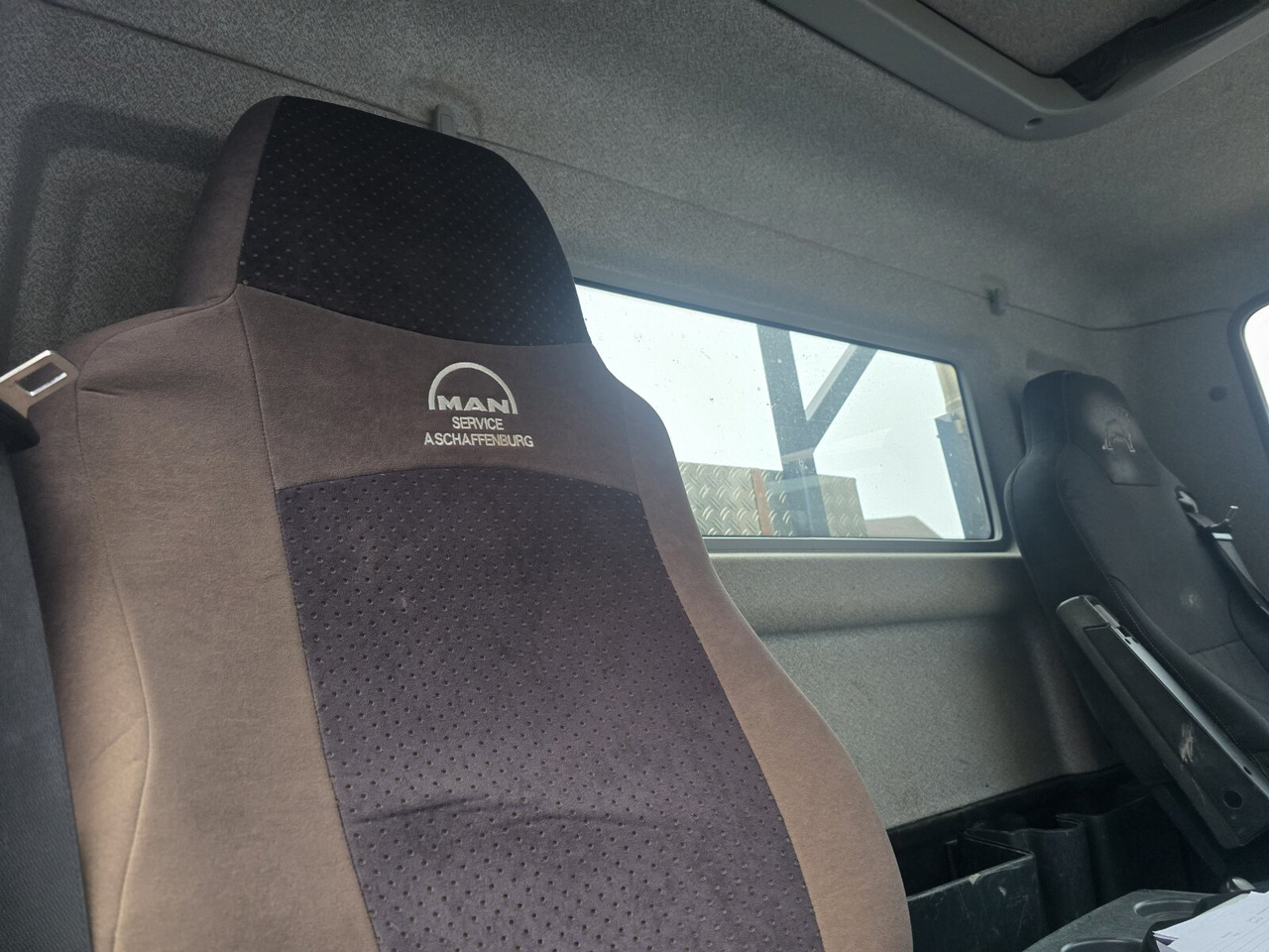 MAN TGL 12.250 BL/4x2 TGL 12.250 BL/4x2, Palfinger Abroller P 07-25MPA, 2xAHK-ÖL - شاحنة ذات الخطاف: صور 4 MAN TGL 12.250 BL/4x2 TGL 12.250 BL/4x2, Palfinger Abroller P 07-25MPA, 2xAHK-ÖL - شاحنة ذات الخطاف: صور 4