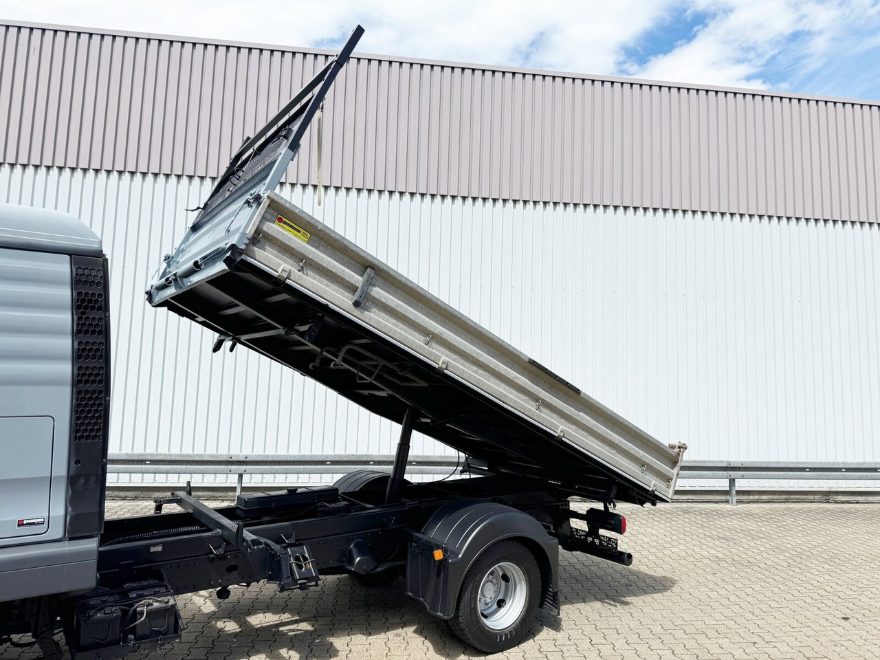 قلابات MAN TGL 8.180 4x2 BB Doka TGL 8.180 4x2 BB Doka, 2x AHK: صور 13 قلابات MAN TGL 8.180 4x2 BB Doka TGL 8.180 4x2 BB Doka, 2x AHK: صور 13