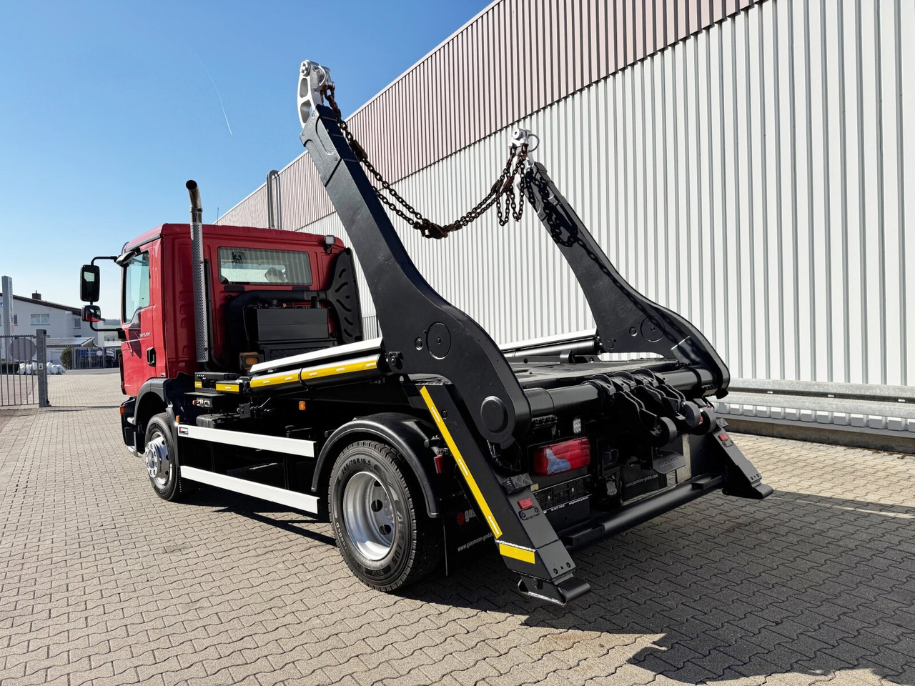 شاحنات قابلة للفك شاحنة MAN TGM 15/16.290 4X2 BL TGM 15/16.290 4X2 BL, Tele-Absetzer, Funk: صور 12