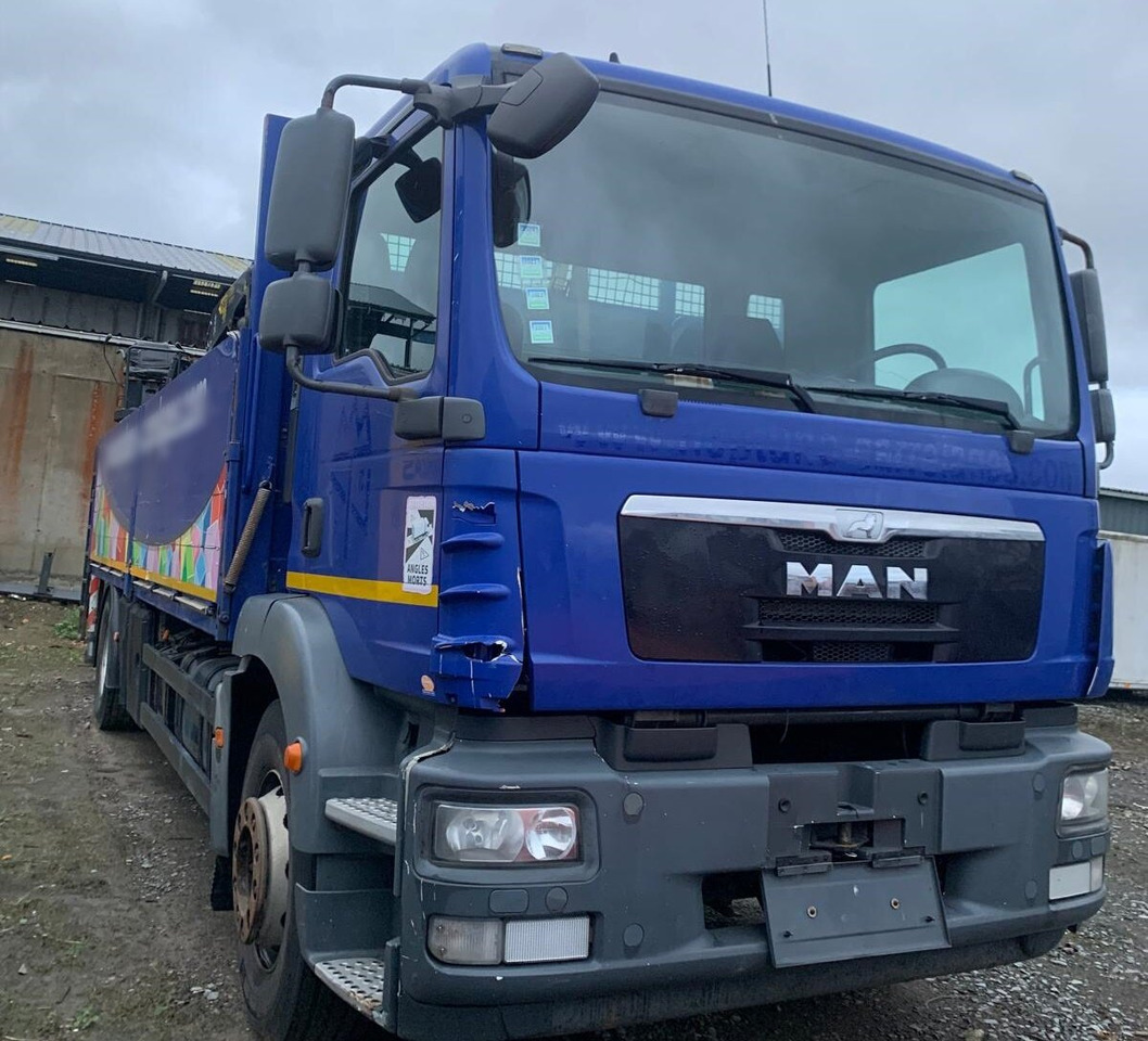 MAN TGM 18.290 4x2 BL mit MOTORSCHADEN! TGM 18.290 4x2 BL, Heckkran Palfinger PK12001L, MOTORSCHADEN! - شاحنة كرين, شاحنات مسطحة: صور 4 MAN TGM 18.290 4x2 BL mit MOTORSCHADEN! TGM 18.290 4x2 BL, Heckkran Palfinger PK12001L, MOTORSCHADEN! - شاحنة كرين, شاحنات مسطحة: صور 4