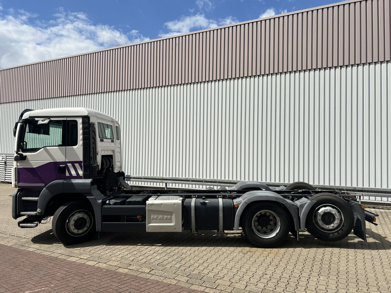 الشاسيه شاحنة MAN TGS 26.320 6X2-4 BL TGS 26.320 6X2-4 BL, Lenk-/Liftachse, Rechtslenker, Export Only!: صور 12