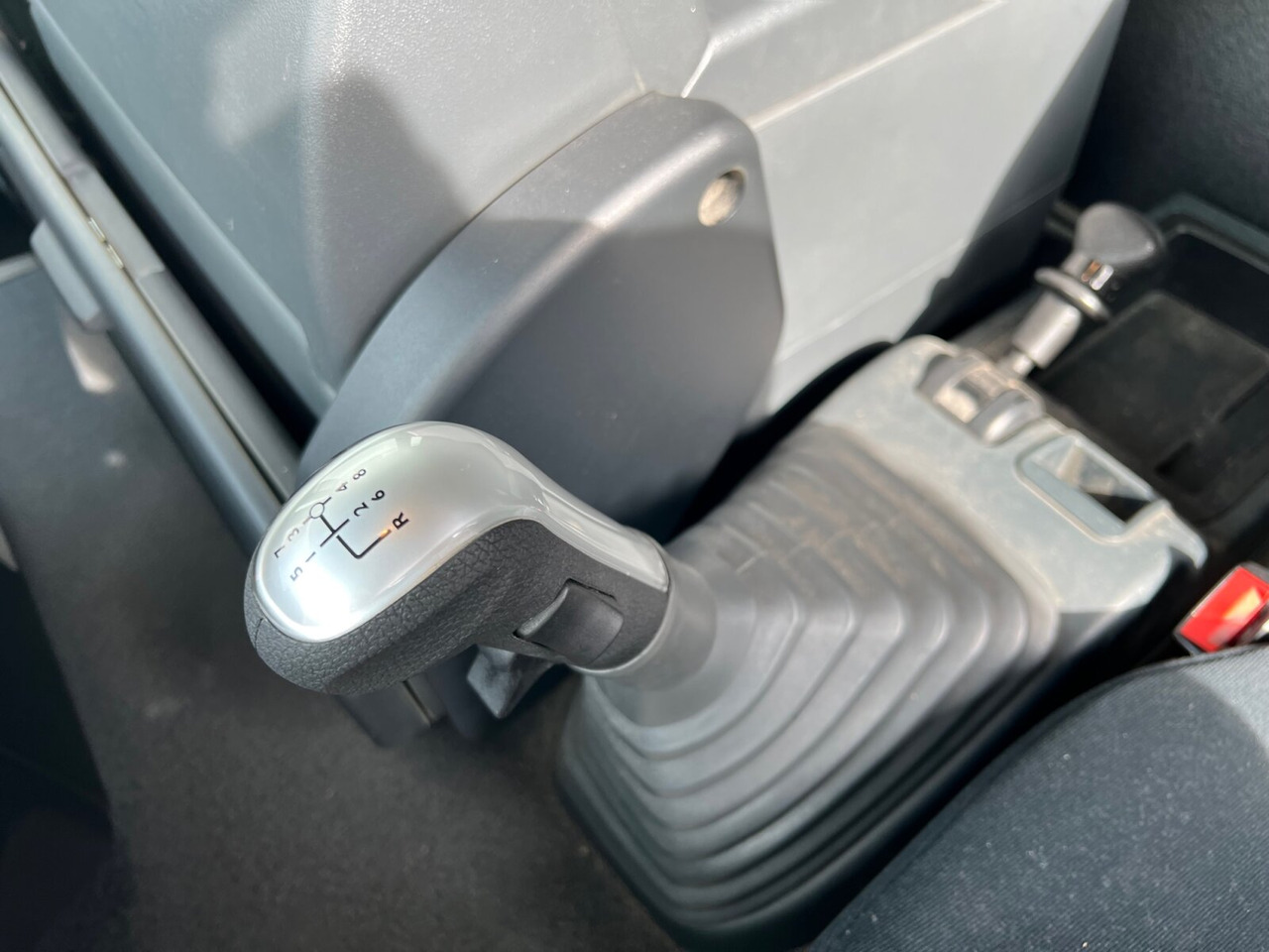 MAN TGS 26.360/400 6x2-4 BL TGS 26.360/400 6x2-4 BL, Lenk-/Lift, Kran Atlas AK 206.3E A5, Funk - شاحنة كرين, شاحنات مسطحة: صور 5 MAN TGS 26.360/400 6x2-4 BL TGS 26.360/400 6x2-4 BL, Lenk-/Lift, Kran Atlas AK 206.3E A5, Funk - شاحنة كرين, شاحنات مسطحة: صور 5