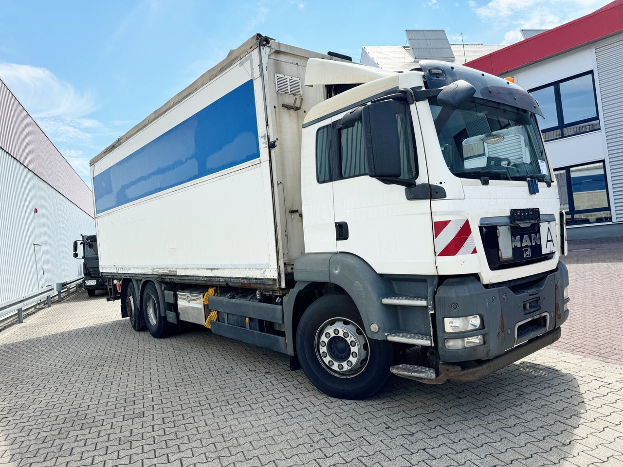 بصندوق مغلق شاحنة MAN TGS 26.360 6X2-4 BL TGS 26.360 6X2-4 BL, Lift-/Lenkachse, Stapleraufnahme: صور 7