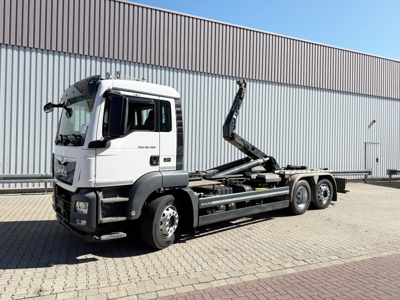 MAN TGS 26.460 6x2-4 BL TGS 26.460 6x2-4 BL, Lenk-/Liftachse, Motorabtrieb - شاحنة ذات الخطاف: صور 1 MAN TGS 26.460 6x2-4 BL TGS 26.460 6x2-4 BL, Lenk-/Liftachse, Motorabtrieb - شاحنة ذات الخطاف: صور 1