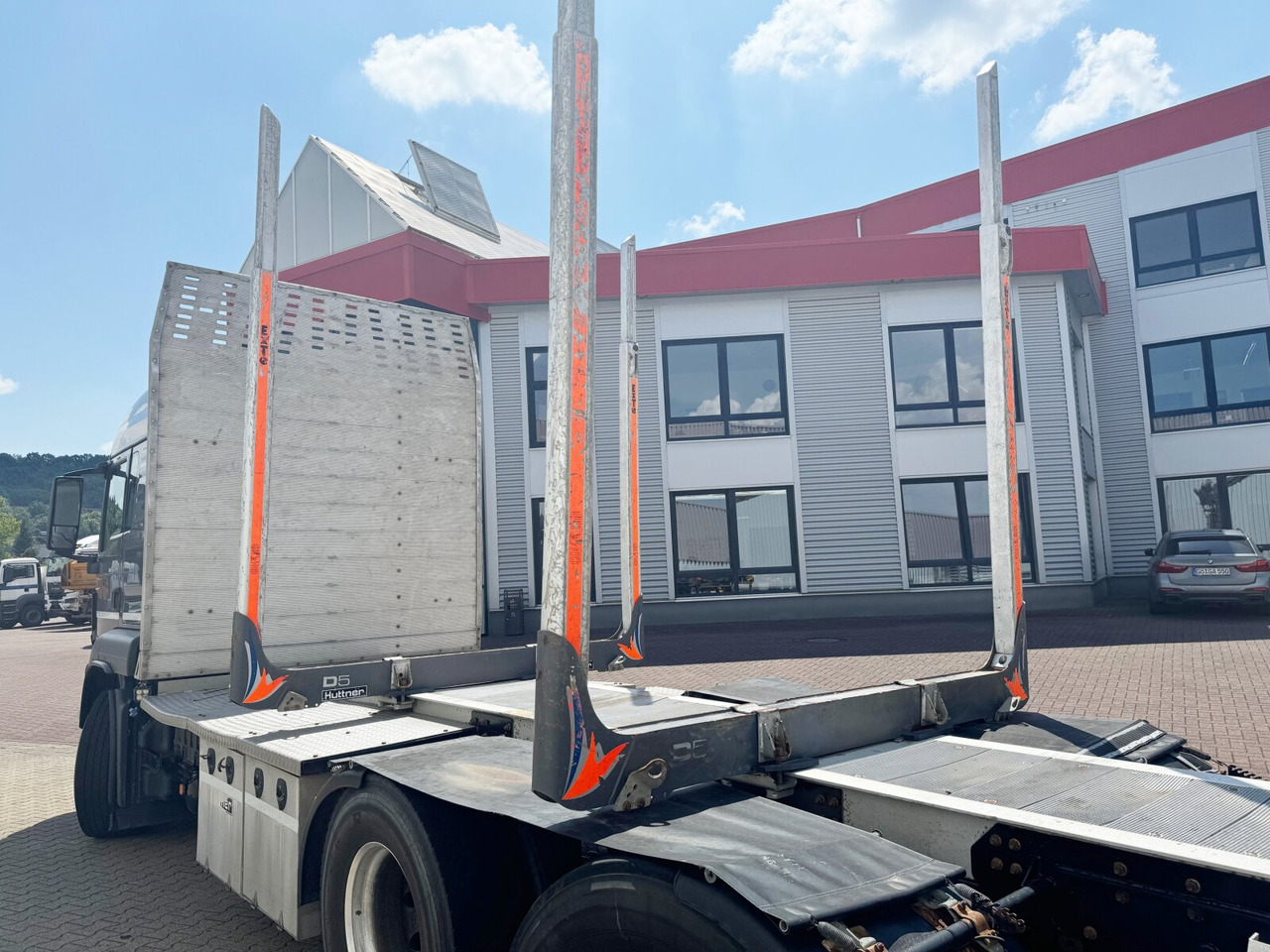 MAN TGS 26.500 6X4H-4 BL TGS 26.500 6X4H-4 BL, PriTarder, HydroDrive, Lenk-/Lift, Heckkran Epsilon M130Z83 - شاحنة قطع الأشجار, شاحنة كرين: صور 2 MAN TGS 26.500 6X4H-4 BL TGS 26.500 6X4H-4 BL, PriTarder, HydroDrive, Lenk-/Lift, Heckkran Epsilon M130Z83 - شاحنة قطع الأشجار, شاحنة كرين: صور 2