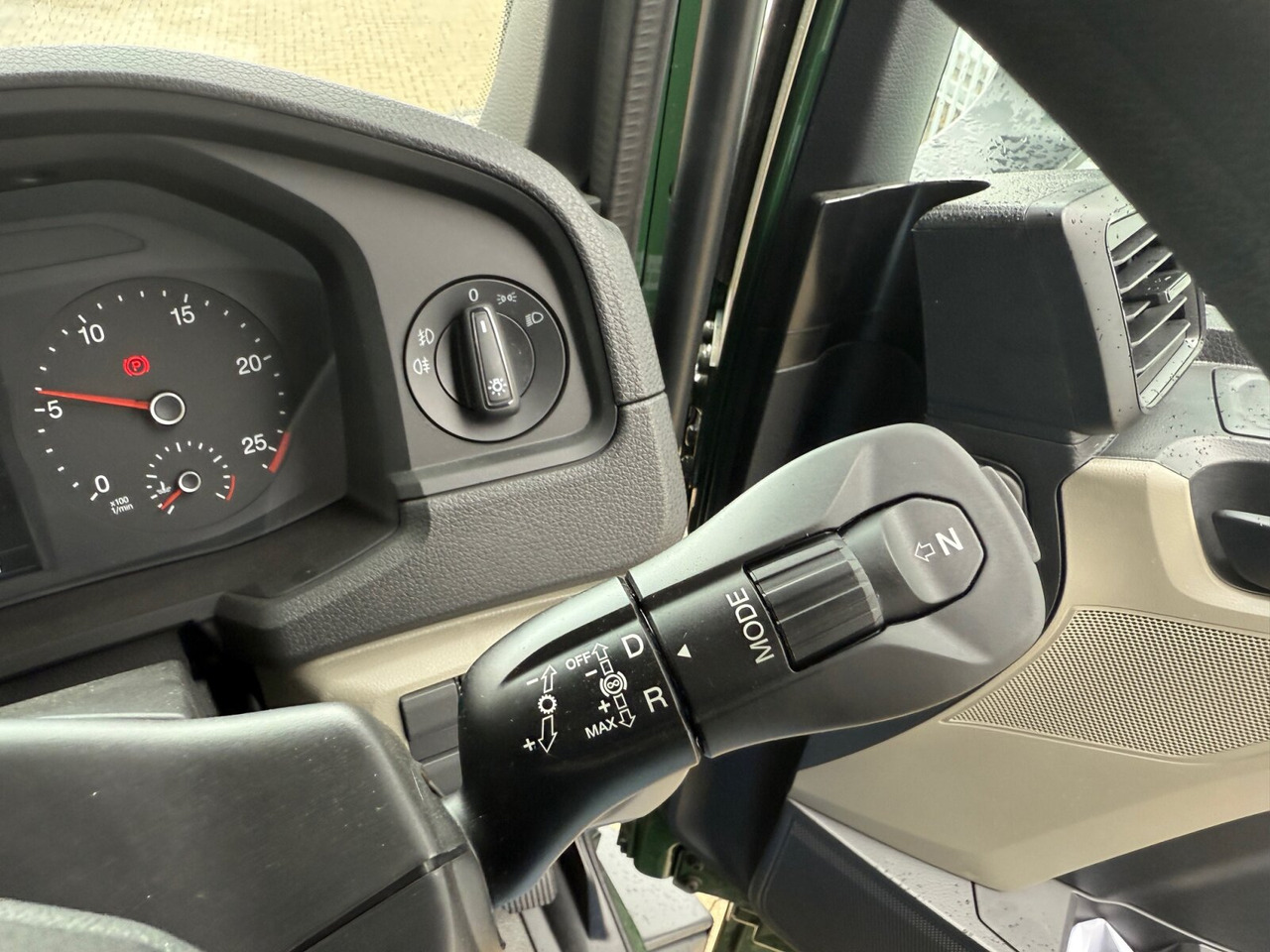 MAN TGS 33.440 6x6 BB CH RHD TGS 33.440 6x6 BB CH RHD, Euro2, Rechtslenker, Einzelbereifung - الشاسيه شاحنة: صور 4 MAN TGS 33.440 6x6 BB CH RHD TGS 33.440 6x6 BB CH RHD, Euro2, Rechtslenker, Einzelbereifung - الشاسيه شاحنة: صور 4