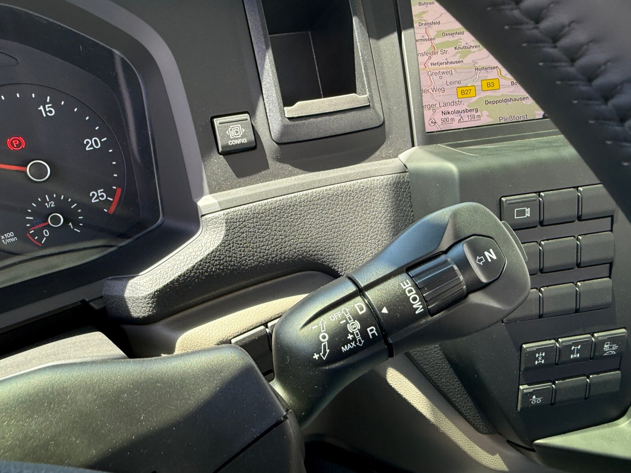 MAN TGS 35.470 8x4-4 BL TGS 35.470 8x4-4 BL, Lenk-/Liftachse, Navi, Motorabtrieb - شاحنة ذات الخطاف: صور 5 MAN TGS 35.470 8x4-4 BL TGS 35.470 8x4-4 BL, Lenk-/Liftachse, Navi, Motorabtrieb - شاحنة ذات الخطاف: صور 5