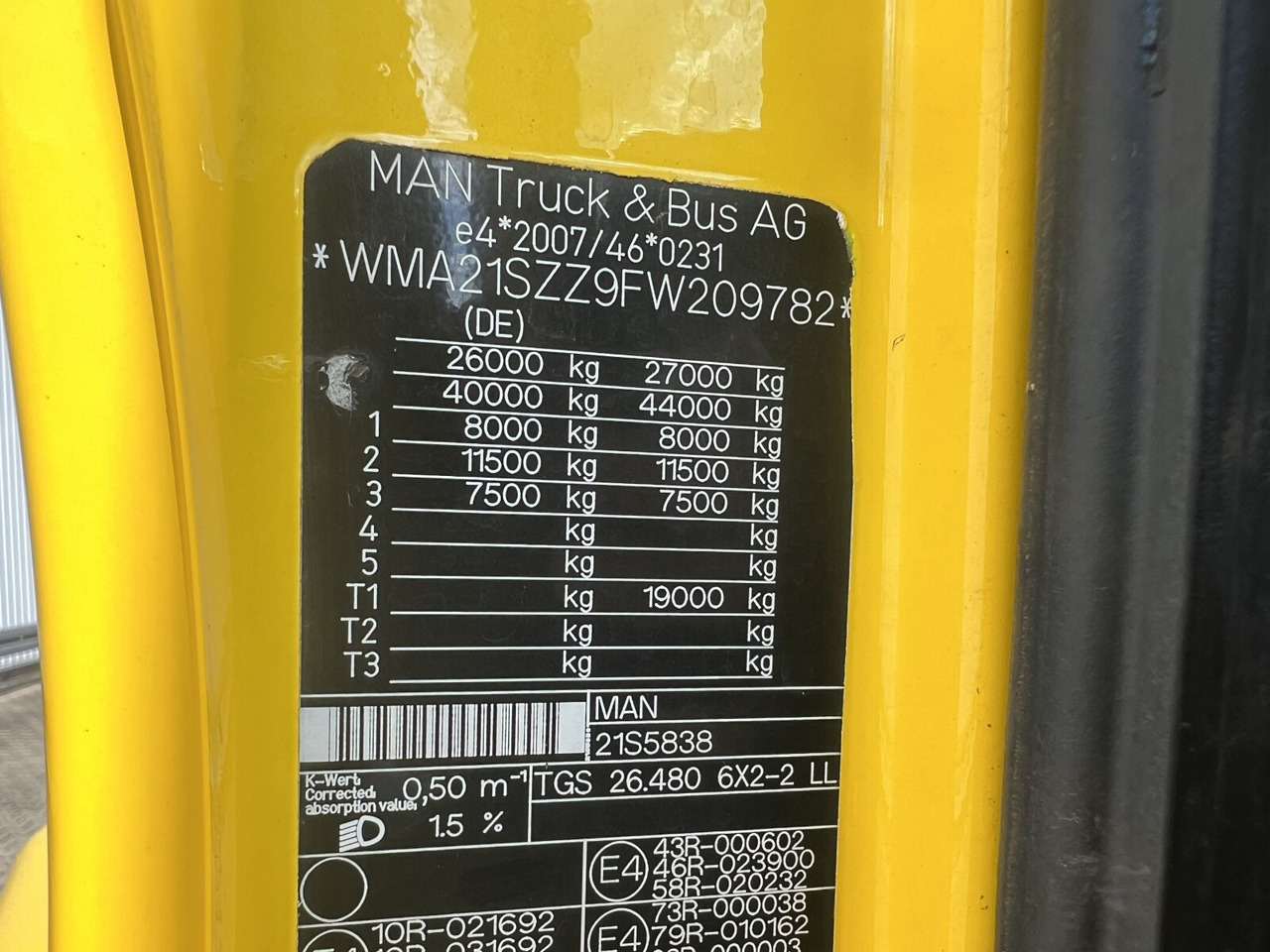 MAN TGX 26.480 6X2-2 LL TGX 26.480 6X2-2 LL, Intarder, Navi, Liftachse - شاحنة ذات الخطاف: صور 5 MAN TGX 26.480 6X2-2 LL TGX 26.480 6X2-2 LL, Intarder, Navi, Liftachse - شاحنة ذات الخطاف: صور 5