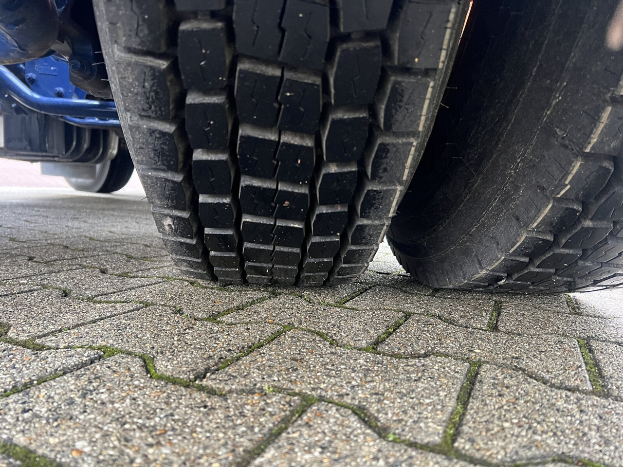 MAN TGX 26.500 6X2/4 BLS TGX 26.500 6X2/4 BLS, Intarder, Vorlauflenk-/lift, Standklima, XXL-Fahrerhaus - شاحنة جرار: صور 4 MAN TGX 26.500 6X2/4 BLS TGX 26.500 6X2/4 BLS, Intarder, Vorlauflenk-/lift, Standklima, XXL-Fahrerhaus - شاحنة جرار: صور 4