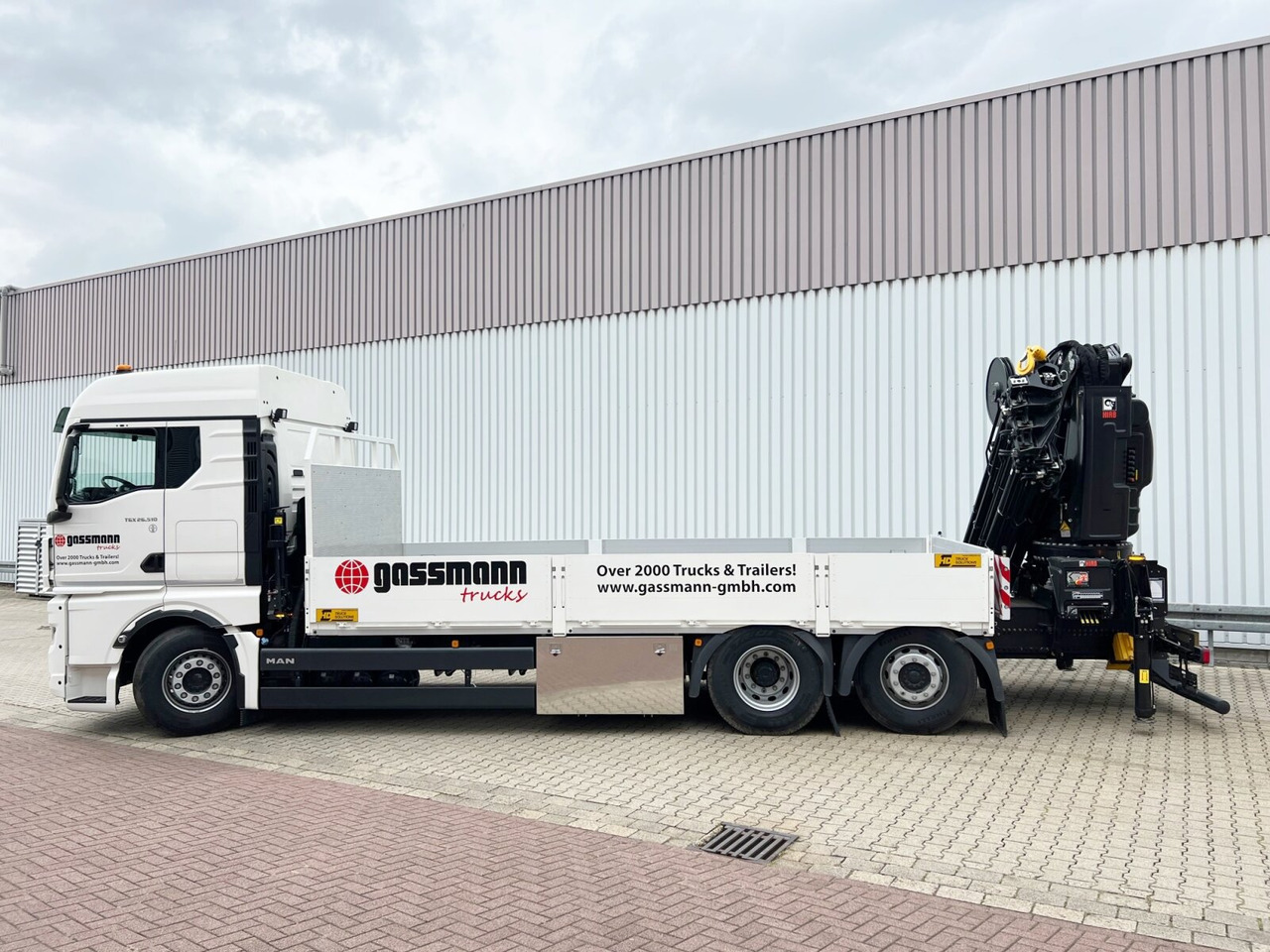 MAN TGX 26.510 6x2-4 LL CH TGX 26.510 6x2-4 LL, Kran Hiab X-HiPro 548 E-8, Lenk-/Liftachse, TwistLock 20Fuß, Funk, Retarder - شاحنة كرين, شاحنات مسطحة: صور 2 MAN TGX 26.510 6x2-4 LL CH TGX 26.510 6x2-4 LL, Kran Hiab X-HiPro 548 E-8, Lenk-/Liftachse, TwistLock 20Fuß, Funk, Retarder - شاحنة كرين, شاحنات مسطحة: صور 2