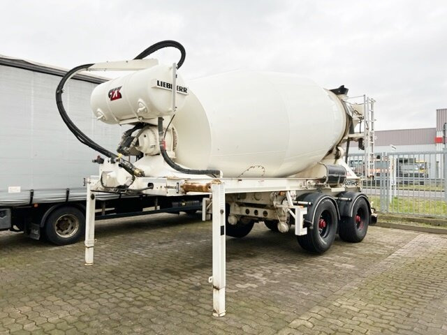 MÜLLER MITTELTAL SF32 mit Liebherr Betonmischer ca. 10m³ MÜLLER MITTELTAL SF32, Liebherr Betonmischer 10m³, 4x VORHANDEN , Liftachse - نصف مقطورة خلاطة خرسانة: صور 1 MÜLLER MITTELTAL SF32 mit Liebherr Betonmischer ca. 10m³ MÜLLER MITTELTAL SF32, Liebherr Betonmischer 10m³, 4x VORHANDEN , Liftachse - نصف مقطورة خلاطة خرسانة: صور 1