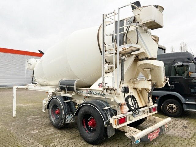 MÜLLER MITTELTAL SF32 mit Liebherr Betonmischer ca. 10m³ MÜLLER MITTELTAL SF32, Liebherr Betonmischer 10m³, 4x VORHANDEN , Liftachse - نصف مقطورة خلاطة خرسانة: صور 4 MÜLLER MITTELTAL SF32 mit Liebherr Betonmischer ca. 10m³ MÜLLER MITTELTAL SF32, Liebherr Betonmischer 10m³, 4x VORHANDEN , Liftachse - نصف مقطورة خلاطة خرسانة: صور 4