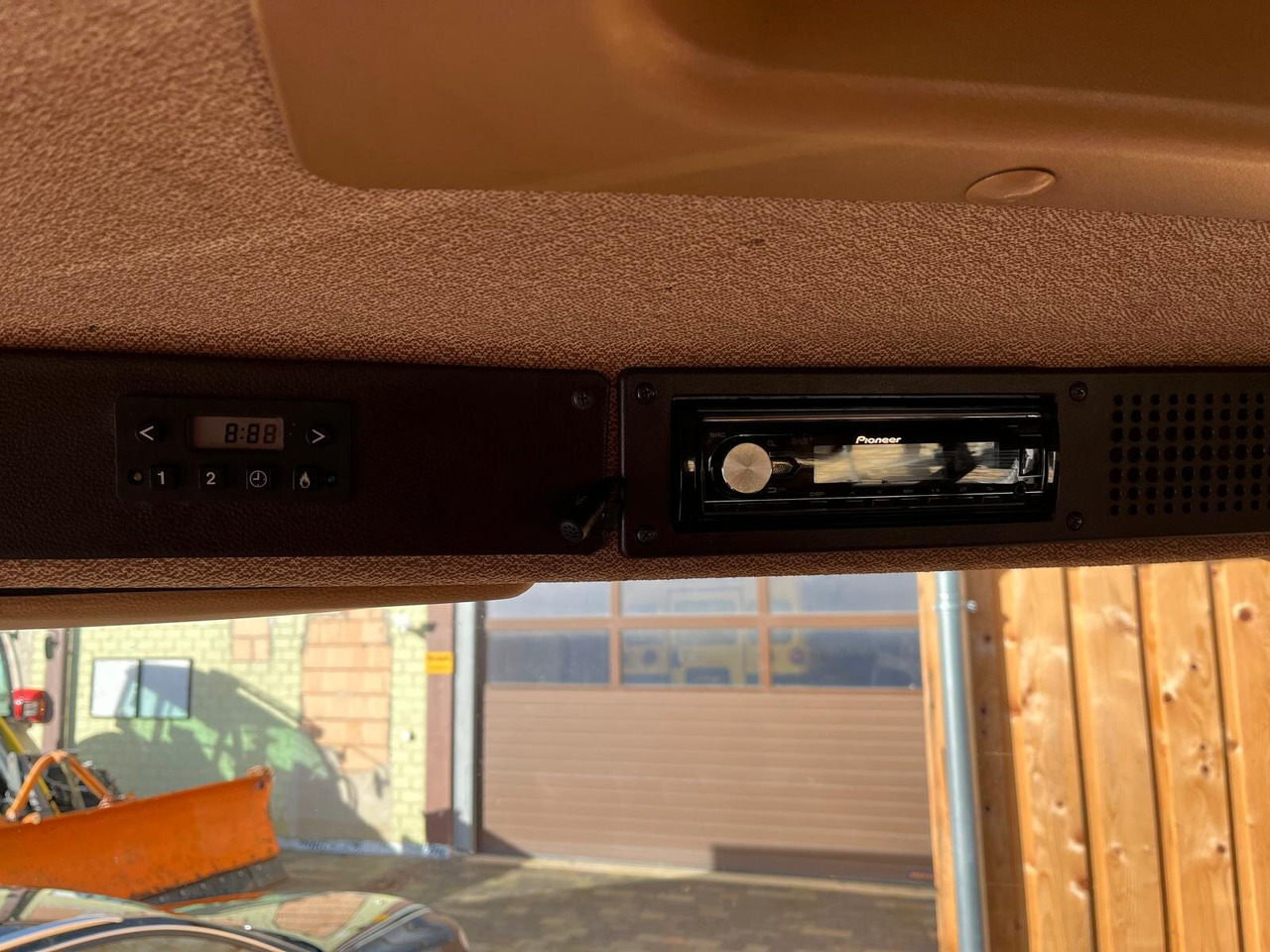 Mercedes-Benz 914 K 4x2 914 K 4x2 - قلابات: صور 2 Mercedes-Benz 914 K 4x2 914 K 4x2 - قلابات: صور 2