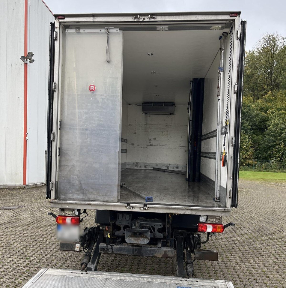 Mercedes-Benz Actros 1832 L 4x2 Actros 1832 L 4x2, Kühlkoffer, 2x Trennwand, Carrier, LBW BÄR - شاحنة: صور 4 Mercedes-Benz Actros 1832 L 4x2 Actros 1832 L 4x2, Kühlkoffer, 2x Trennwand, Carrier, LBW BÄR - شاحنة: صور 4