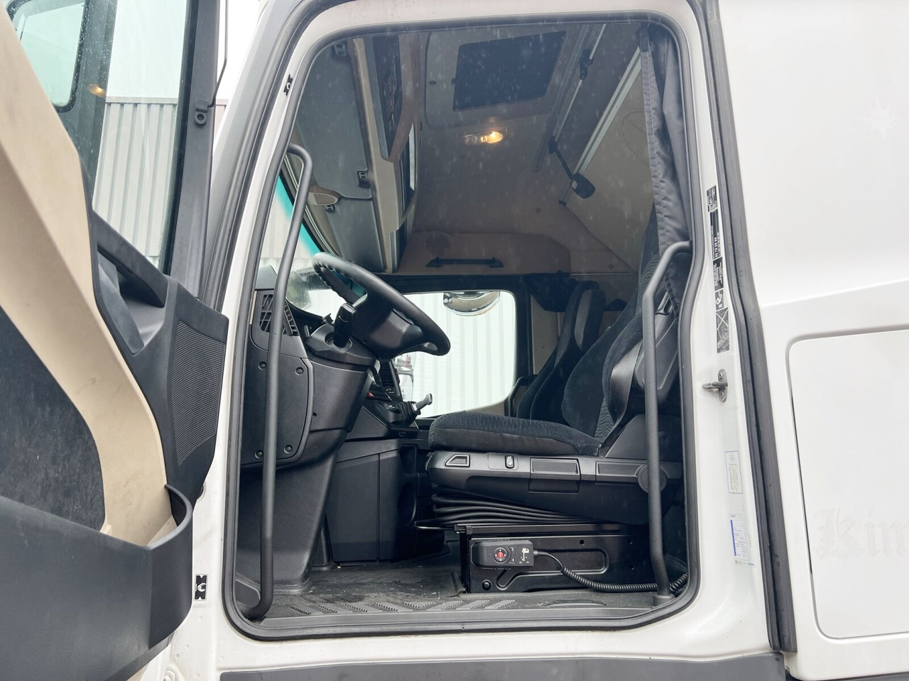 Mercedes-Benz Actros 1842 LS 4x2 Actros 1842 LS 4x2, 6x VORHANDEN - شاحنة جرار: صور 3 Mercedes-Benz Actros 1842 LS 4x2 Actros 1842 LS 4x2, 6x VORHANDEN - شاحنة جرار: صور 3