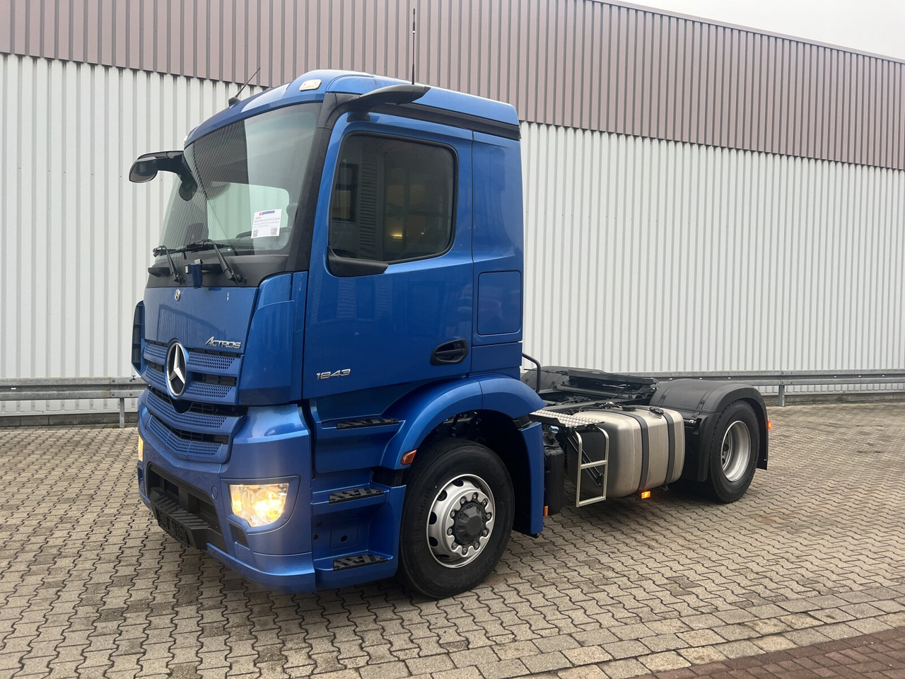 Mercedes-Benz Actros 1843 LS 4x4 HAD Actros 1843 LS 4x4 HAD, HydroDrive, MirrorCam, MultimediaCockpit - شاحنة جرار: صور 1 Mercedes-Benz Actros 1843 LS 4x4 HAD Actros 1843 LS 4x4 HAD, HydroDrive, MirrorCam, MultimediaCockpit - شاحنة جرار: صور 1
