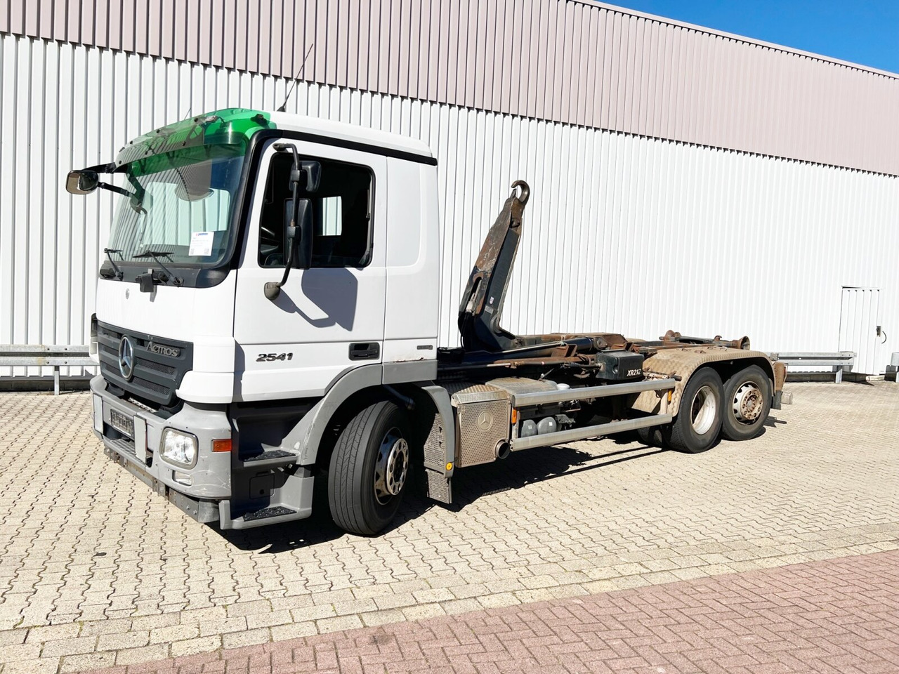 Mercedes-Benz Actros 2541 L 6x2 Actros 2541 L 6x2/48 Retarder, Lenk-/Liftachse - شاحنة ذات الخطاف: صور 1 Mercedes-Benz Actros 2541 L 6x2 Actros 2541 L 6x2/48 Retarder, Lenk-/Liftachse - شاحنة ذات الخطاف: صور 1