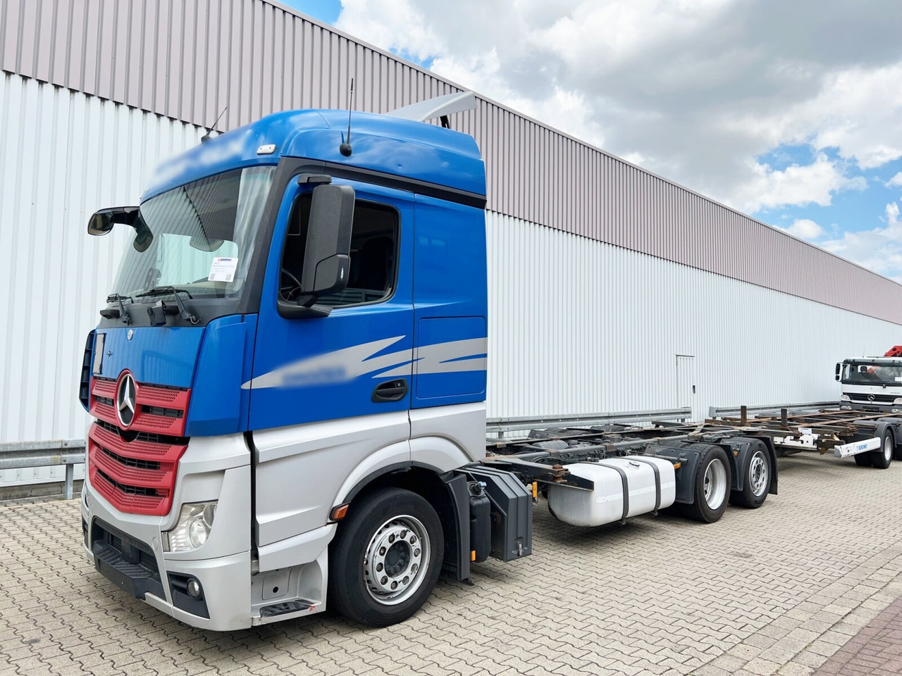 Mercedes-Benz Actros 2542/48 L/nR 6x2 Actros 2542/48 L/nR 6x2, Retarder, Standklima, StreamSpace, SoloStar - شاحنات الحاويات / جسم علوي قابل للتغيير شاحنة: صور 1 Mercedes-Benz Actros 2542/48 L/nR 6x2 Actros 2542/48 L/nR 6x2, Retarder, Standklima, StreamSpace, SoloStar - شاحنات الحاويات / جسم علوي قابل للتغيير شاحنة: صور 1