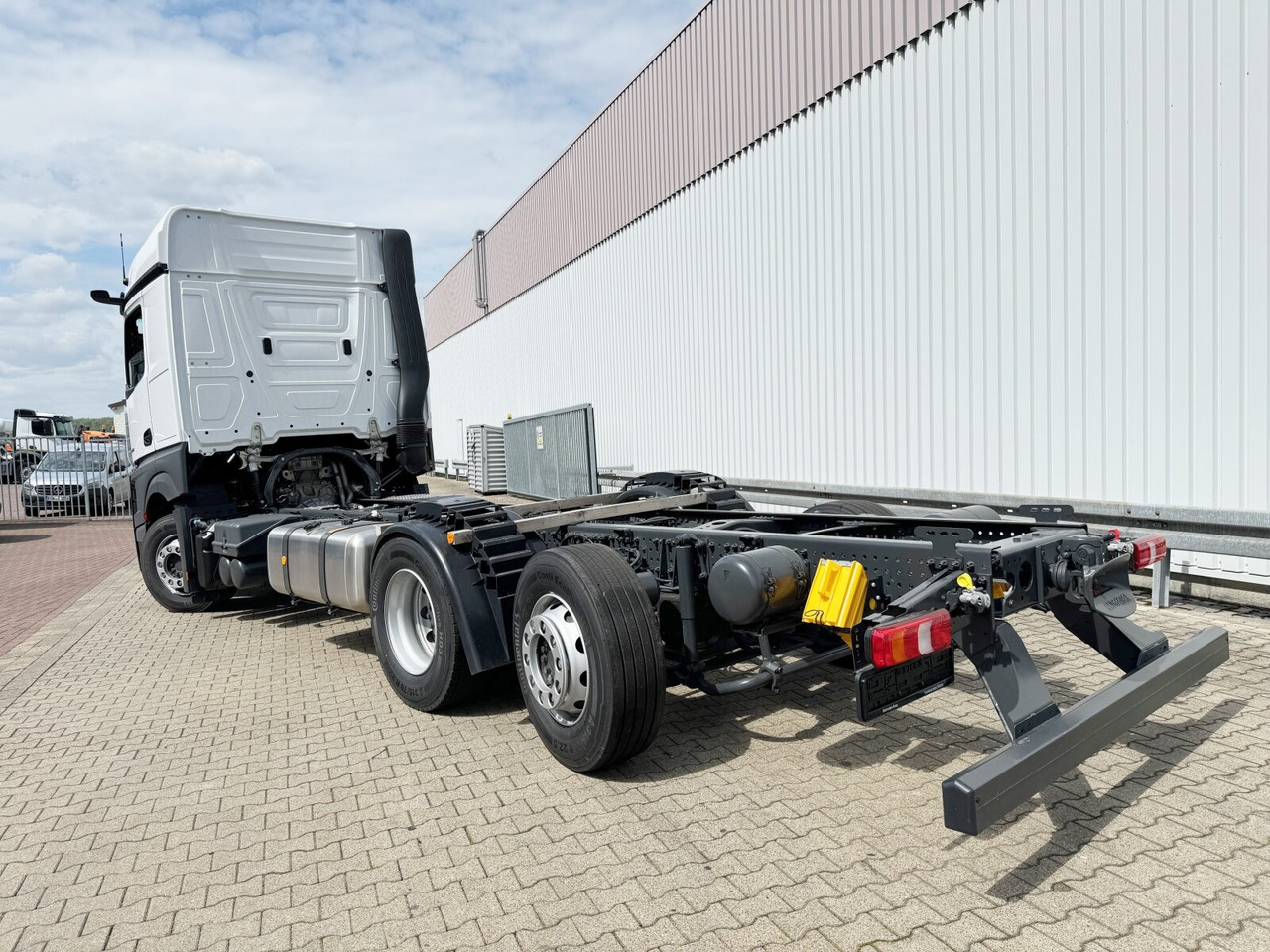 جديد الشاسيه شاحنة Mercedes-Benz Actros 2548 L 6x2 Actros 2548 L 6x2, Retarder, Lenk-/Liftachse, Navi, MirrorCam, MultimediaCockpit: صور 10