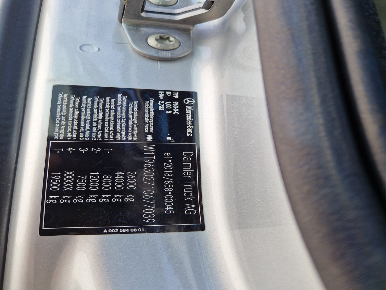 جديد شاحنة ذات الخطاف Mercedes-Benz Actros 2553 LL 6x2 Actros 2553 LL 6x2/46, Retarder, Liftachse, MultimediaCockpit, LED, Navi: صور 6 جديد شاحنة ذات الخطاف Mercedes-Benz Actros 2553 LL 6x2 Actros 2553 LL 6x2/46, Retarder, Liftachse, MultimediaCockpit, LED, Navi: صور 6