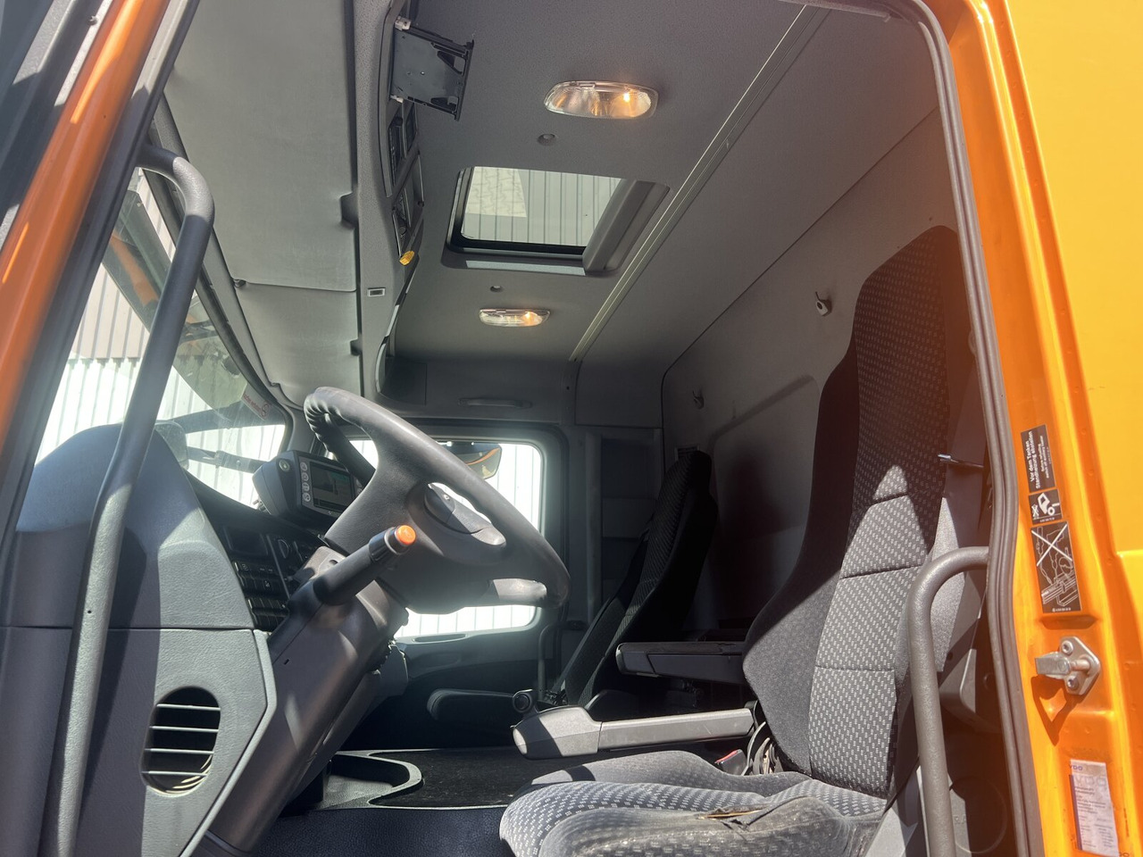 Mercedes-Benz Actros 2641/48 L 6x4 Actros 2641/48 L 6x4, Seilabroller, Haller Lotos, Zöller Schüttung - شاحنة القمامة: صور 5 Mercedes-Benz Actros 2641/48 L 6x4 Actros 2641/48 L 6x4, Seilabroller, Haller Lotos, Zöller Schüttung - شاحنة القمامة: صور 5