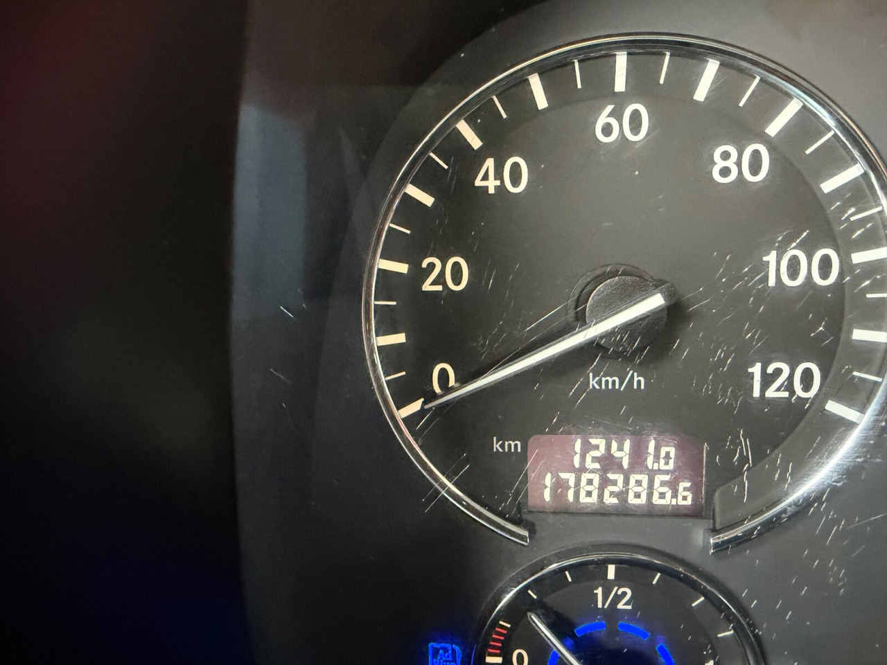 Mercedes-Benz Actros 2641 6x4 Actros 2641 6x4 - شاحنة ذات الخطاف: صور 2 Mercedes-Benz Actros 2641 6x4 Actros 2641 6x4 - شاحنة ذات الخطاف: صور 2