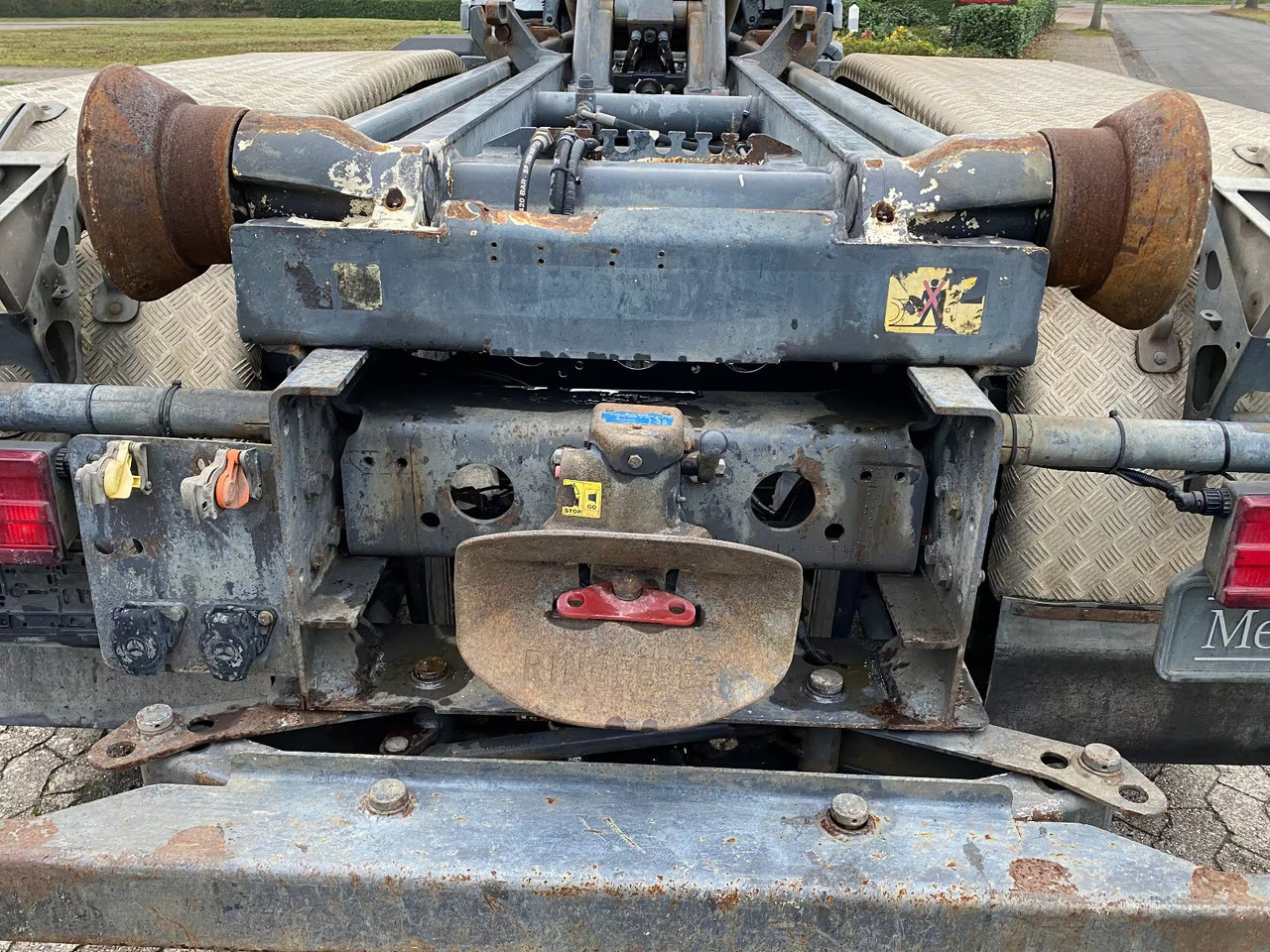 Mercedes-Benz Actros 2641 6x4 Actros 2641 6x4 - شاحنة ذات الخطاف: صور 5 Mercedes-Benz Actros 2641 6x4 Actros 2641 6x4 - شاحنة ذات الخطاف: صور 5